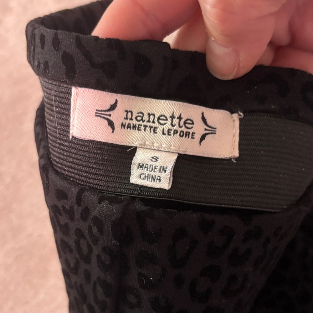 Nanette Lepore..Sz 8…Black on Black Velvet Leopard Skinny Pants…NWOT - Picture 3 of 7